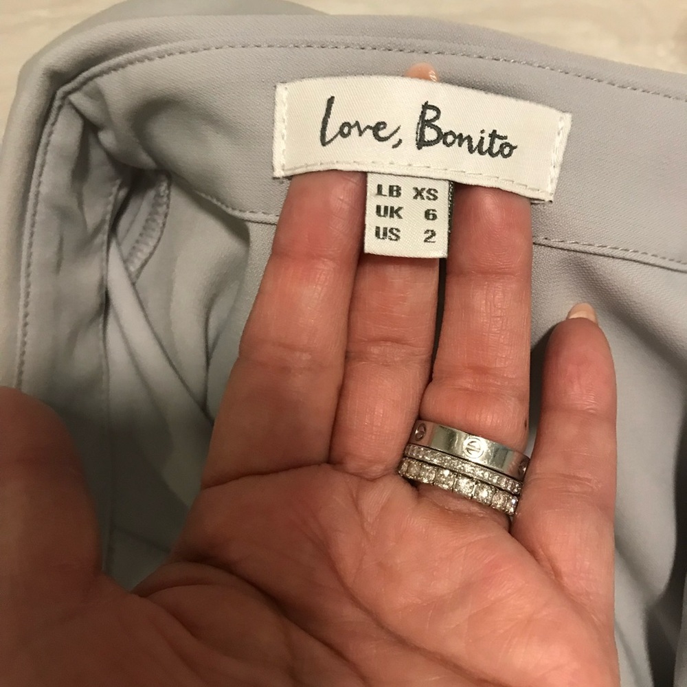 Love, Bonito Light Gray Top